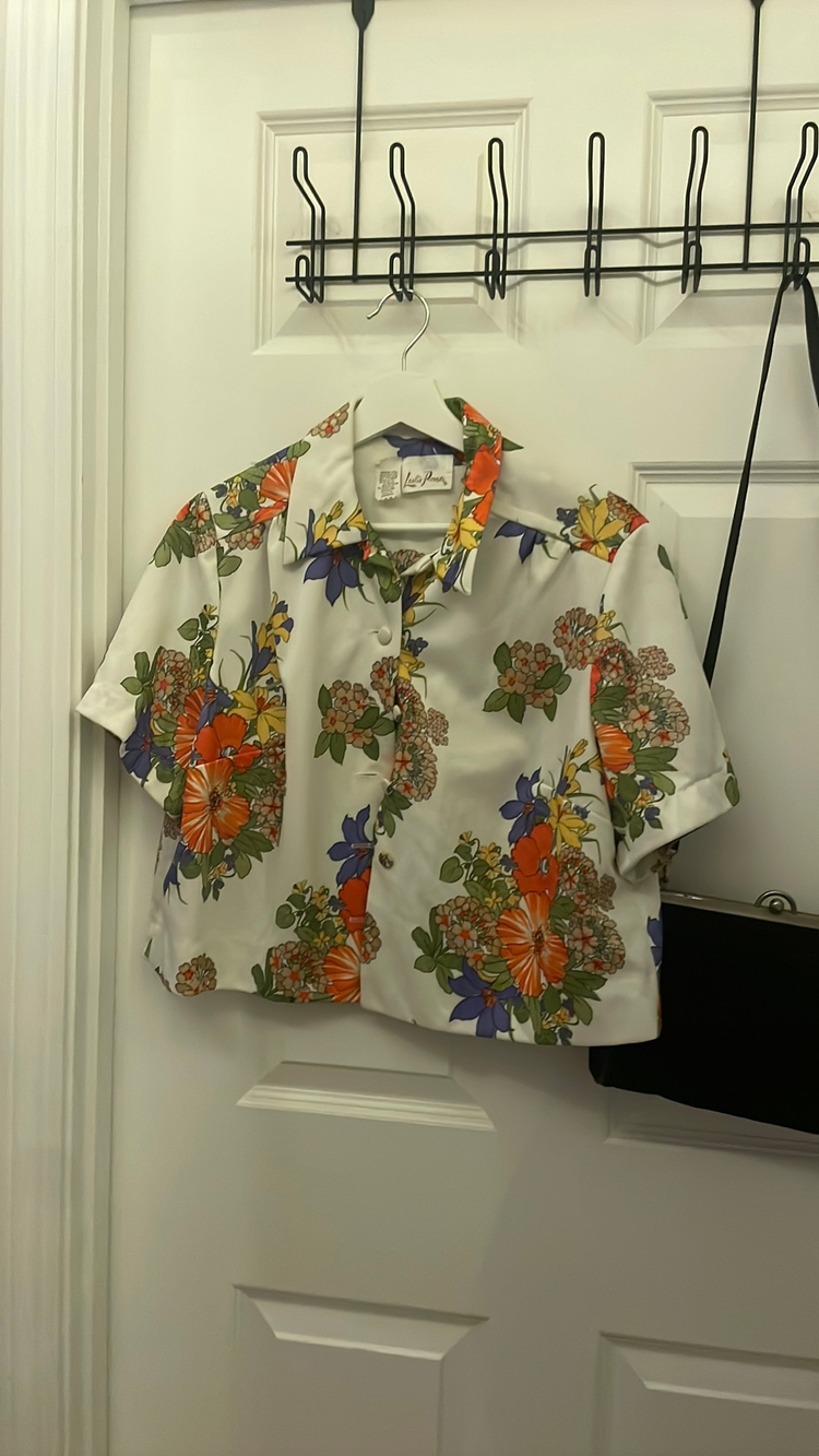 Tropical Floral Print Short-Sleeve Button-Up Casual Shirt for Women