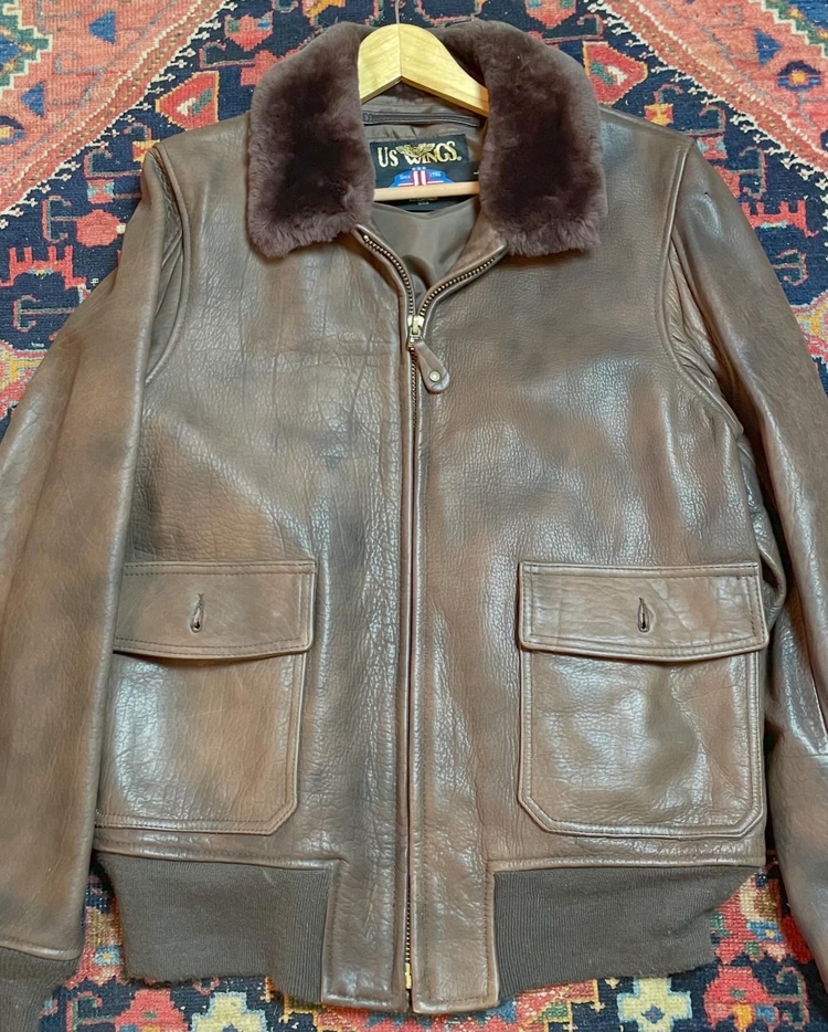 US Wings brown bomber jacket with fur collar (L)